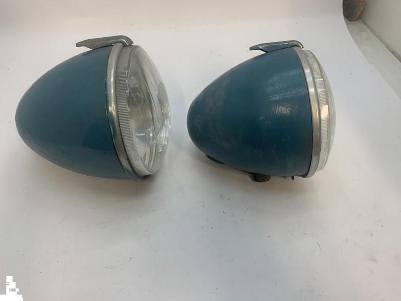 HY541-u4  2 x headlight housing blue, 1 plastic, 1 steel with reflector, Citroen HY